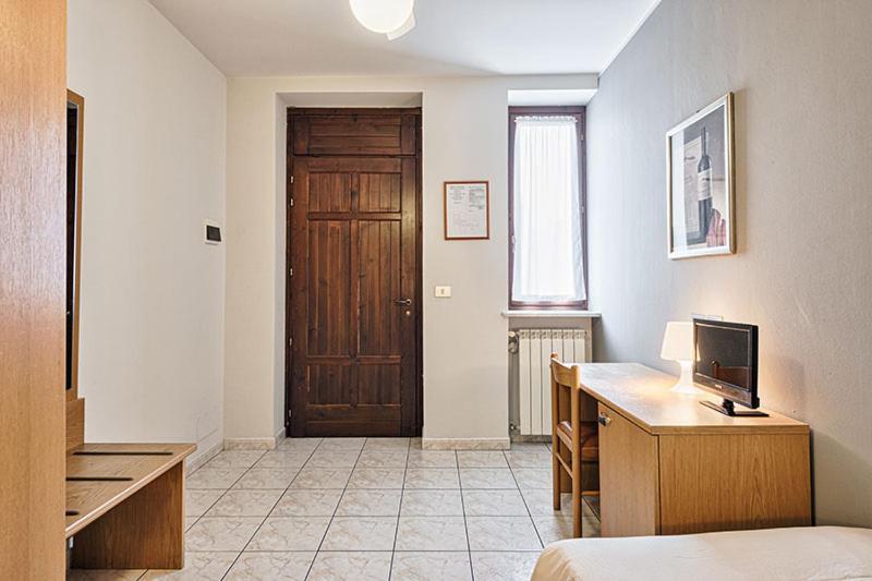 Hotel Celestino Piobesi Torinese Екстериор снимка