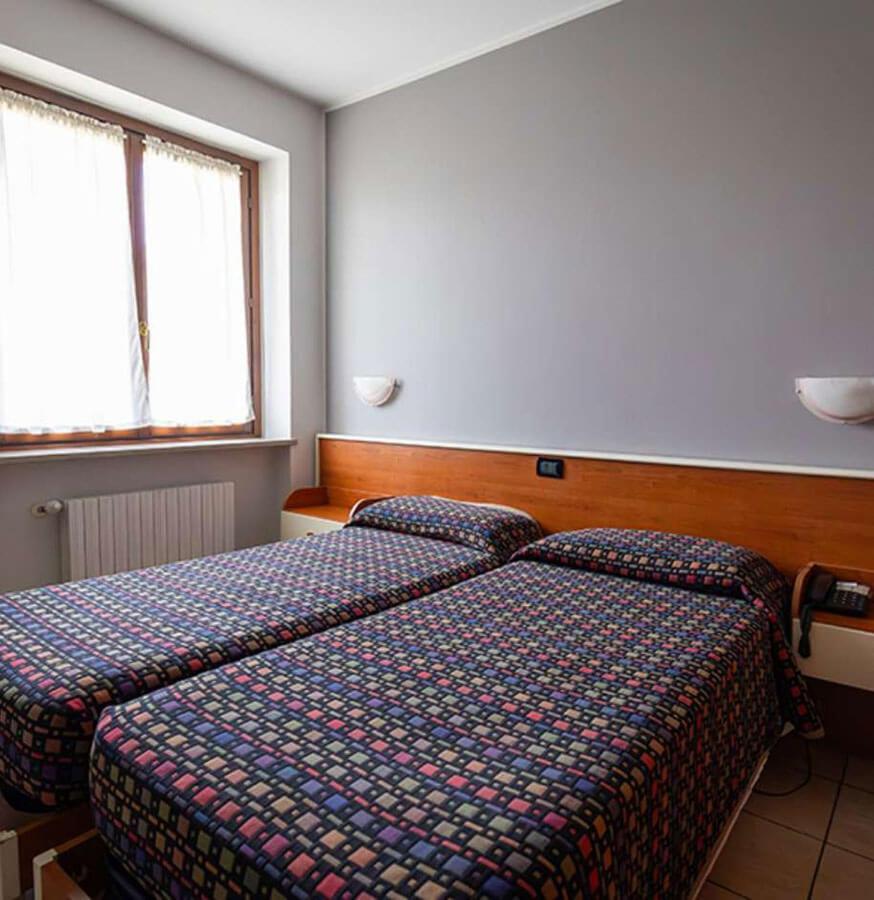 Hotel Celestino Piobesi Torinese Екстериор снимка